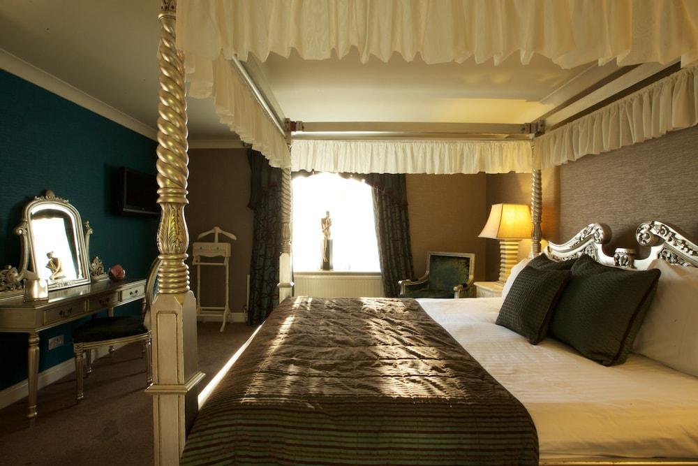 Wrexham Llyndir Hall Hotel, BW Signature Collection Chester Eksteriør billede