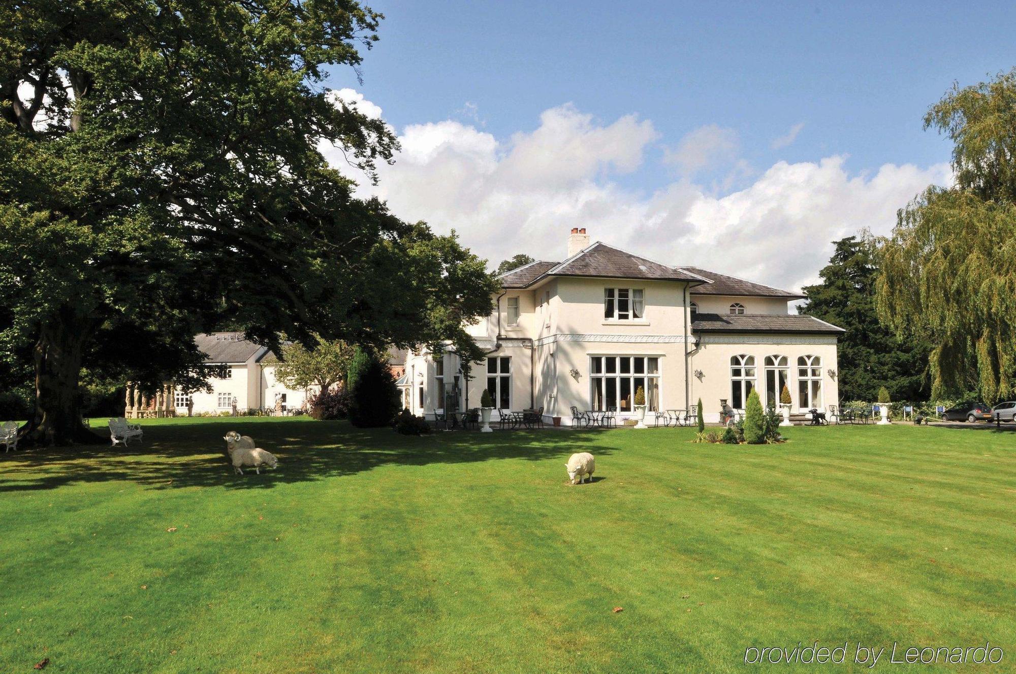 Wrexham Llyndir Hall Hotel, BW Signature Collection Chester Eksteriør billede