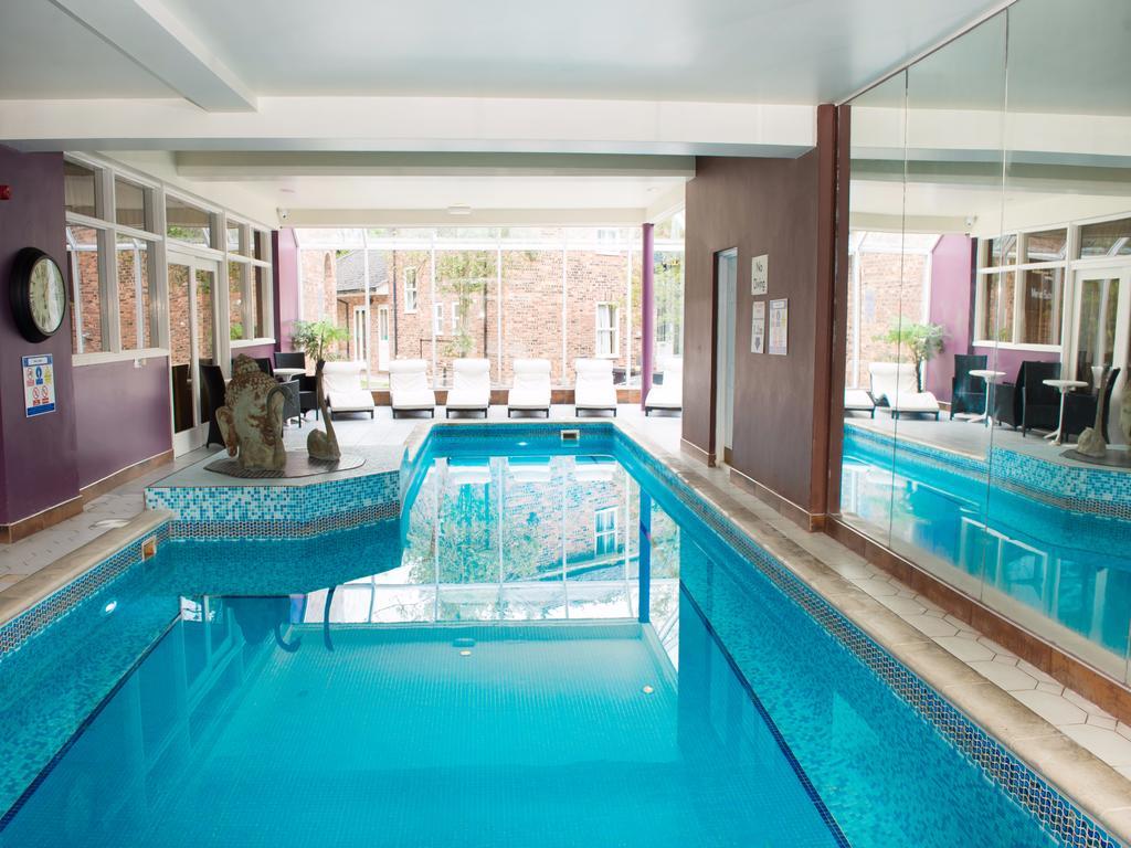 Wrexham Llyndir Hall Hotel, BW Signature Collection Chester Eksteriør billede